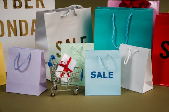 evitar compras por impulso é uma dica chave para diminuir as chances de cair em fraudes na Black Friday