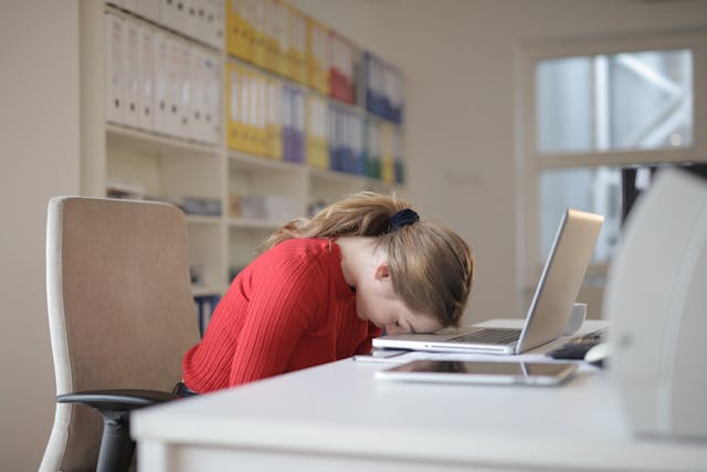 Cansaço e falta de motivação são alguns dos sinais de que uma micro aposentadoria lhe faria bem